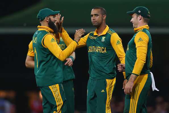 Peterson took 38 wickets in Tests and 99 in limited-overs cricket. Peterson took 38 wickets in Tests and 99 in limited-overs cricket.