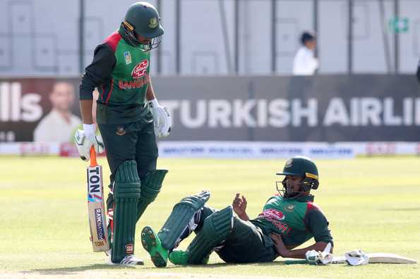 Shakib retired hurt while batting in the last league game of the ongoing tri-series in Ireland. Shakib retired hurt while batting in the last league game of the ongoing tri-series in Ireland.