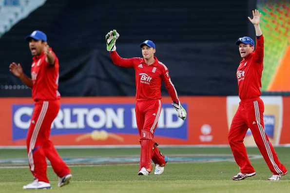 Warner was asked to come back after several replays failed to deduce if Buttler had taken a clean catch. Warner was asked to come back after several replays failed to deduce if Buttler had taken a clean catch.