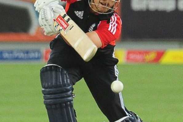 Alastair Cook missed hitting a 3rd consecutive century, falling short by 20 runs. Alastair Cook missed hitting a 3rd consecutive century, falling short by 20 runs.