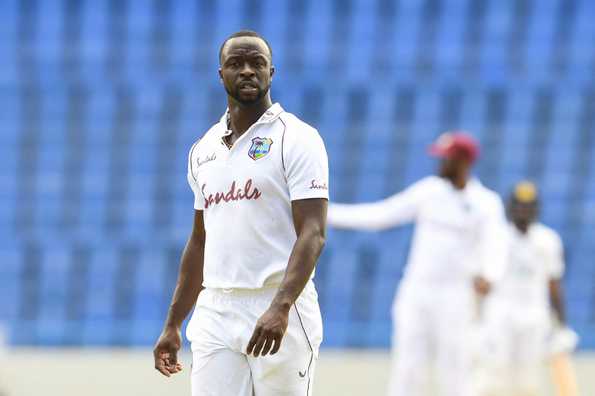 Kemar Roach triggered a new ball collapse to dent Bangladesh's hopes of chasing 334 Kemar Roach triggered a new ball collapse to dent Bangladesh's hopes of chasing 334