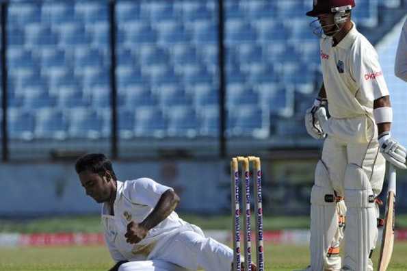 Bangladeshi bowler Elias Sunny (L) and West Indies batsman Carlton Baugh (R) during the fifth day of their first cricket Test match between on October 25, 2011. Sunny became the third Bangladeshi to bag six wickets in an innings on debut as the hosts gained a 106-run lead over the West Indies in the opening Test on Tuesday. Bangladeshi bowler Elias Sunny (L) and West Indies batsman Carlton Baugh (R) during the fifth day of their first cricket Test match between on October 25, 2011. Sunny became the third Bangladeshi to bag six wickets in an innings on debut as the hosts gained a 106-run lead over the West Indies in the opening Test on Tuesday.