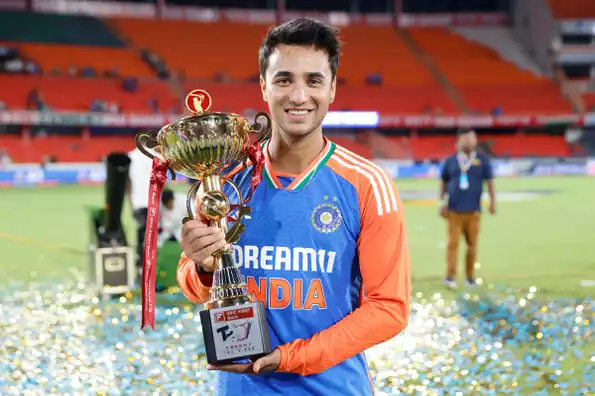 Abhishek Sharma is one of the finest cricketers in world cricket as well as the ongoing IPL currently Abhishek Sharma is one of the finest cricketers in world cricket as well as the ongoing IPL currently