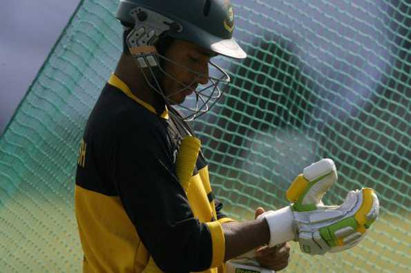 Bangladesh captain Mohammad Ashraful prepares to bat during a net session in Chittagong on January 2. Bangladesh gave the formidable Sri Lankans a fright in the Dhaka Test when chasing an improbable target of 521, they scored a creditable 413 before falling 107 runs short. Bangladesh captain Mohammad Ashraful prepares to bat during a net session in Chittagong on January 2. Bangladesh gave the formidable Sri Lankans a fright in the Dhaka Test when chasing an improbable target of 521, they scored a creditable 413 before falling 107 runs short.